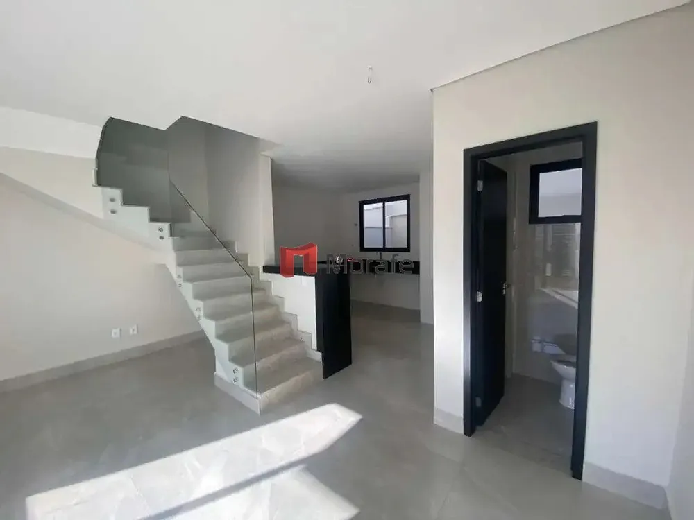 Casa, 3 quartos, 127 m² - Foto 2