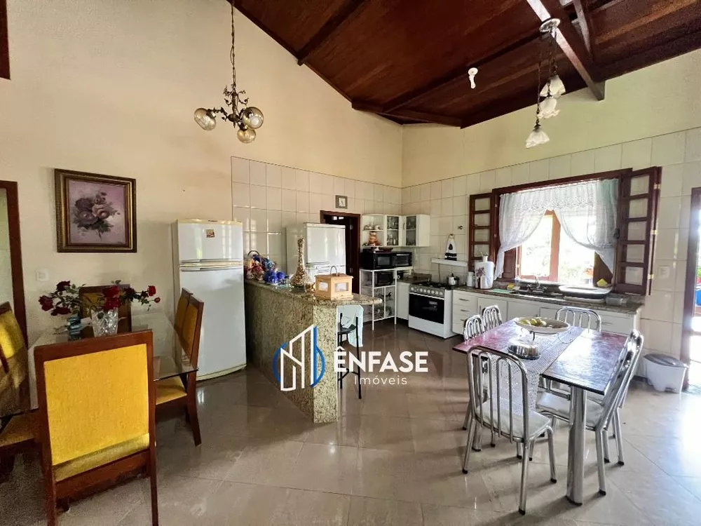 Casa de Condomínio à venda com 4 quartos, 2450m² - Foto 15