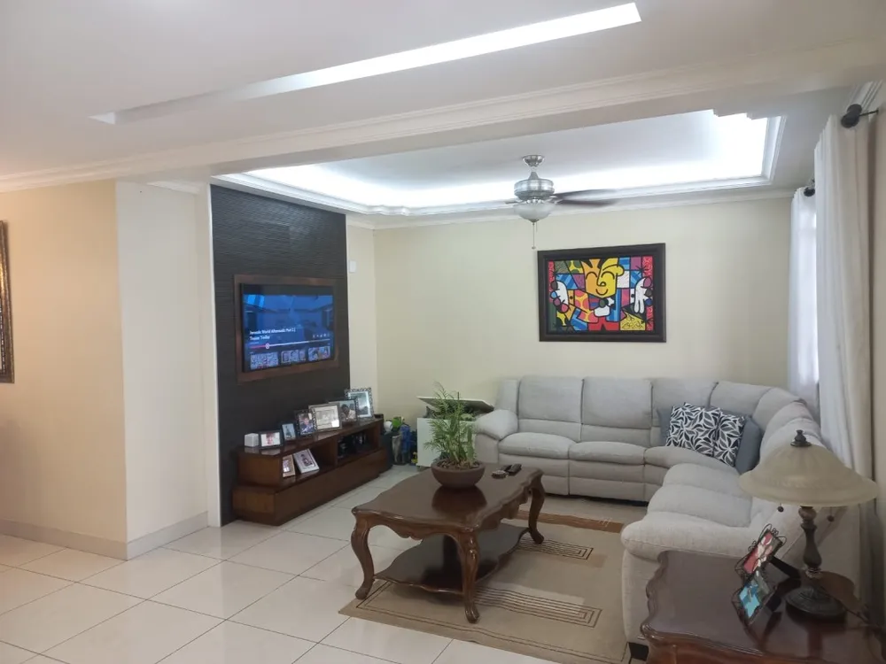 Casa, 3 quartos, 173 m² - Foto 3
