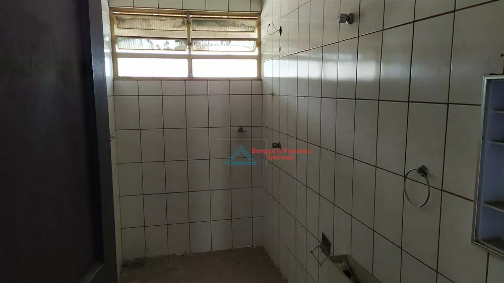 Casa à venda com 2 quartos, 300m² - Foto 17