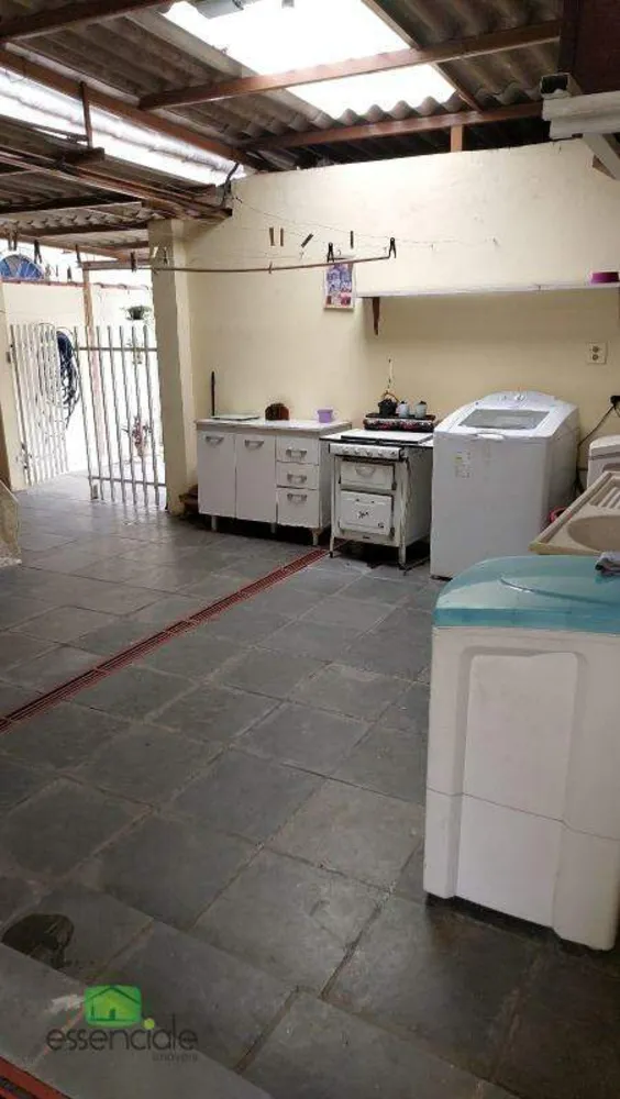 Casa, 4 quartos, 250 m² - Foto 13