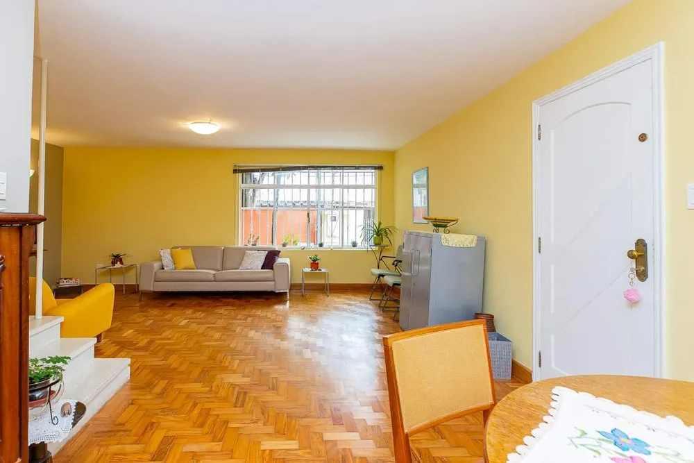 Casa, 4 quartos, 171 m² - Foto 1