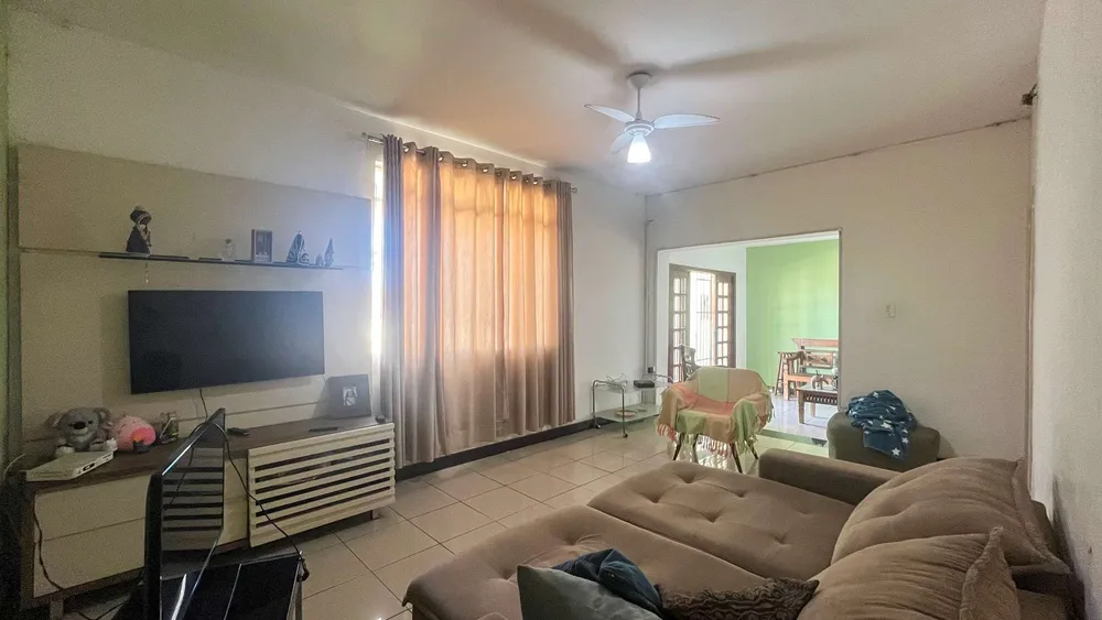 Casa, 3 quartos, 193 m² - Foto 1