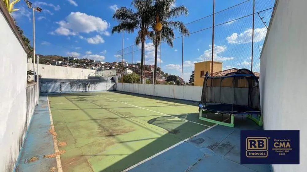 Casa, 4 quartos, 330 m² - Foto 1