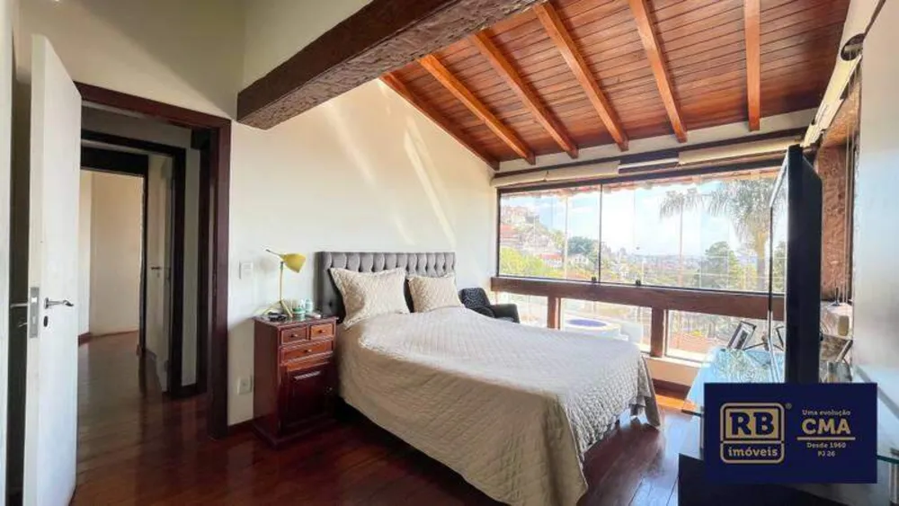 Casa, 4 quartos, 330 m² - Foto 2