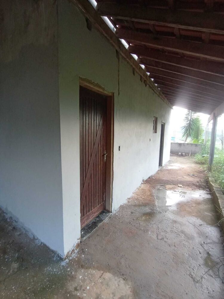 Casa à venda com 1 quarto, 600m² - Foto 3