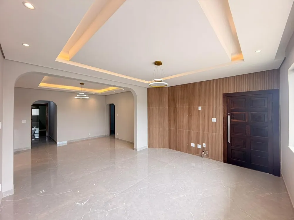 Casa, 4 quartos, 200 m² - Foto 1