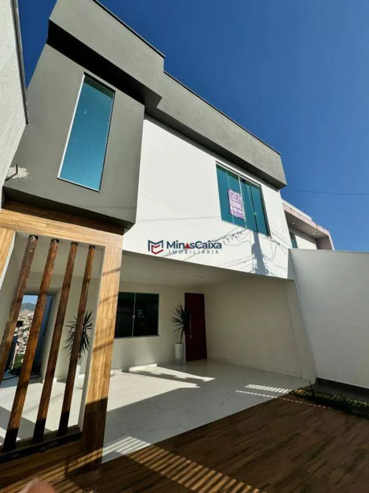 Casa à venda com 3 quartos, 330m² - Foto 4