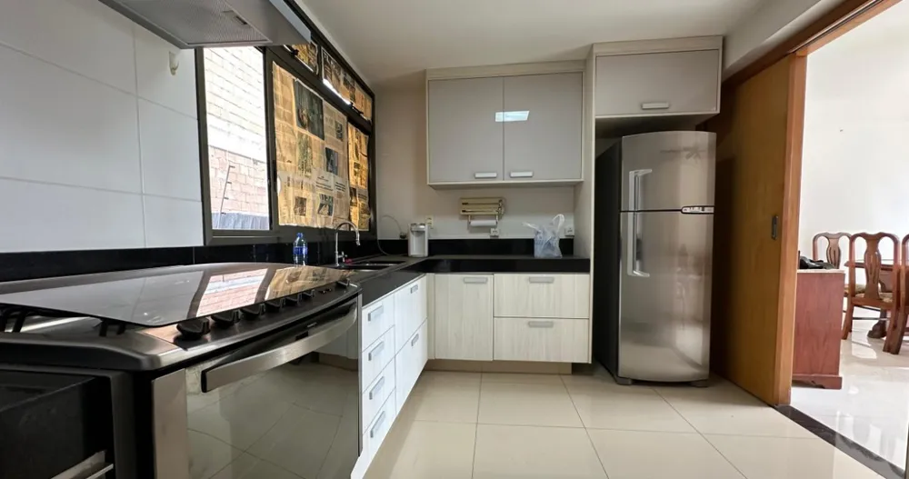 Apartamento, 3 quartos, 130 m² - Foto 1