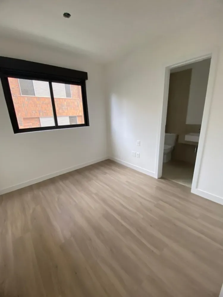 Apartamento, 3 quartos, 124 m² - Foto 2
