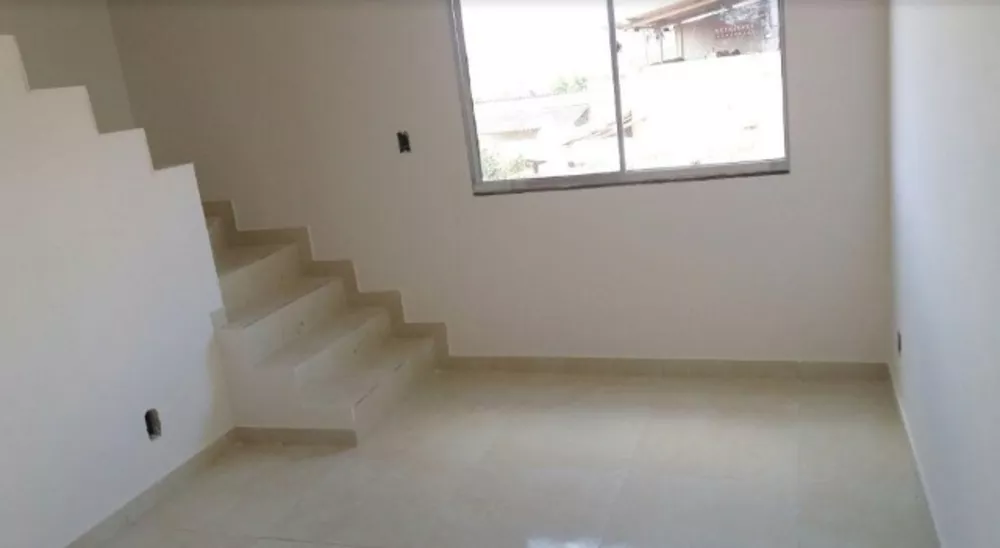 Cobertura à venda com 2 quartos, 47m² - Foto 2