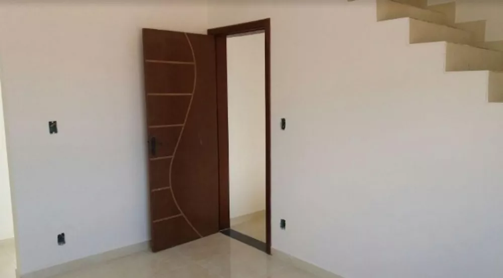 Cobertura à venda com 2 quartos, 47m² - Foto 3