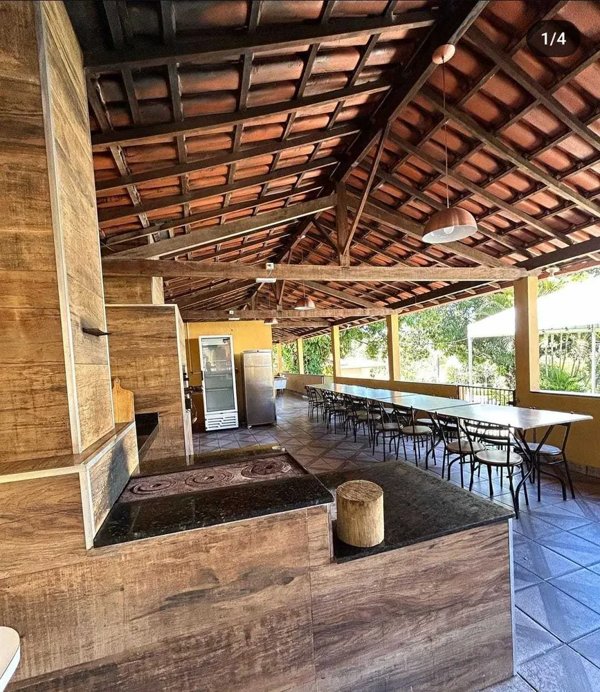 Sítio, 17 quartos, 65000 m² - Foto 1