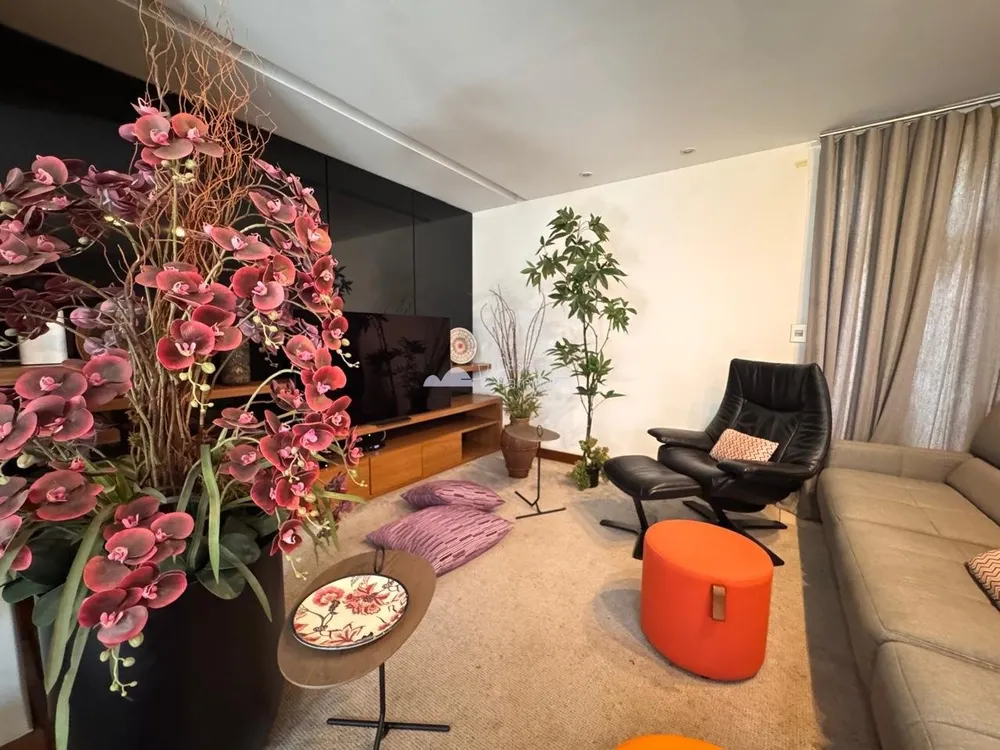Casa, 6 quartos, 352 m² - Foto 2