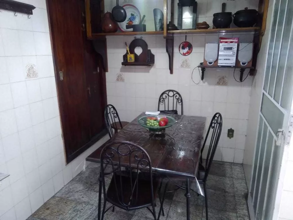 Casa à venda com 4 quartos, 360m² - Foto 15