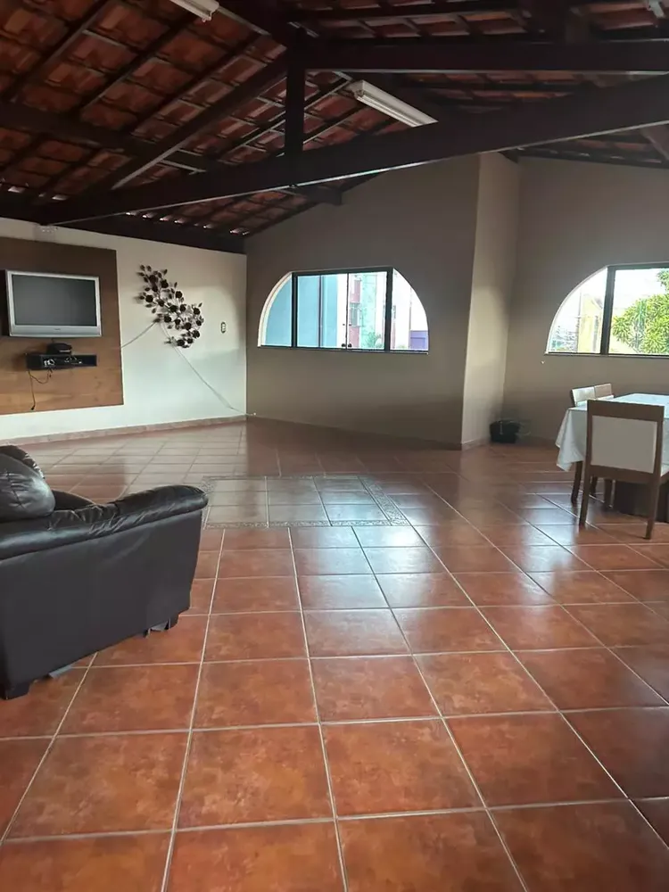 Casa, 3 quartos, 360 m² - Foto 2
