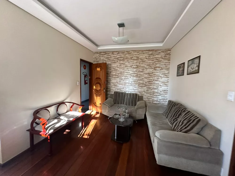 Apartamento à venda com 3 quartos, 90m² - Foto 2