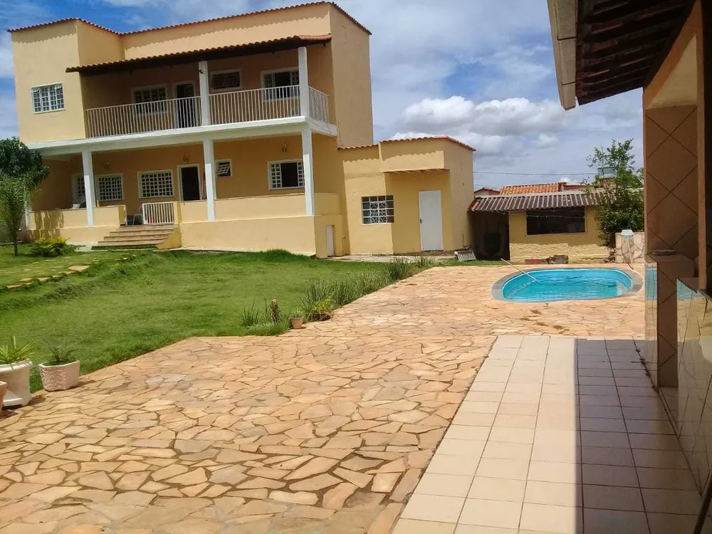 Sítio, 3 quartos, 720 m² - Foto 1