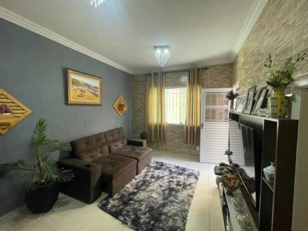 Casa, 3 quartos, 60 m² - Foto 1