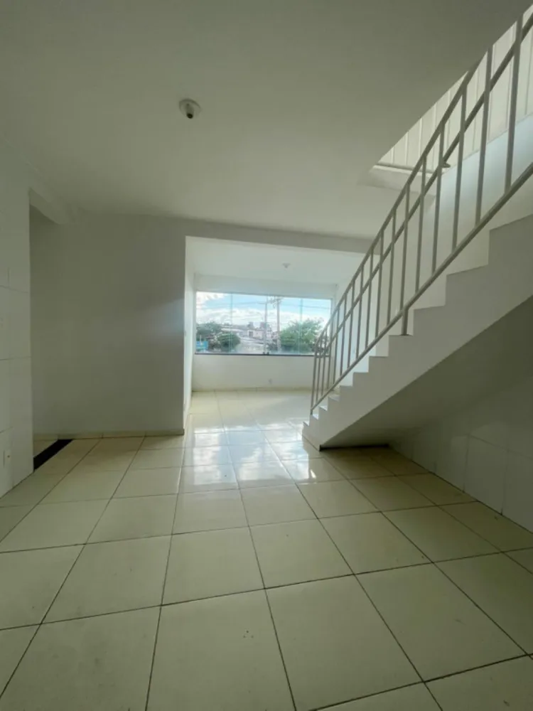 Cobertura, 3 quartos, 250 m² - Foto 2