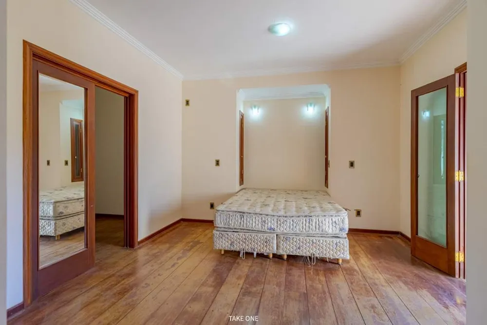 Casa, 6 quartos, 3903 m² - Foto 7