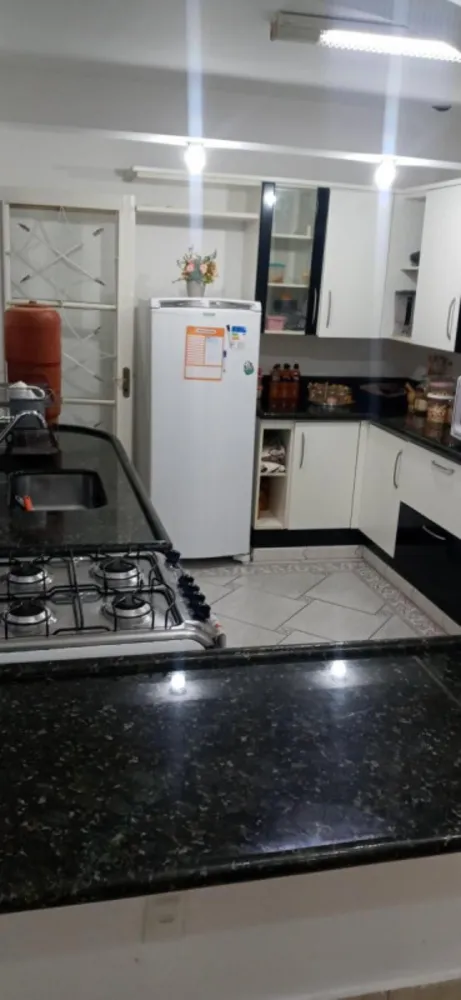Casa, 3 quartos, 104 m² - Foto 2
