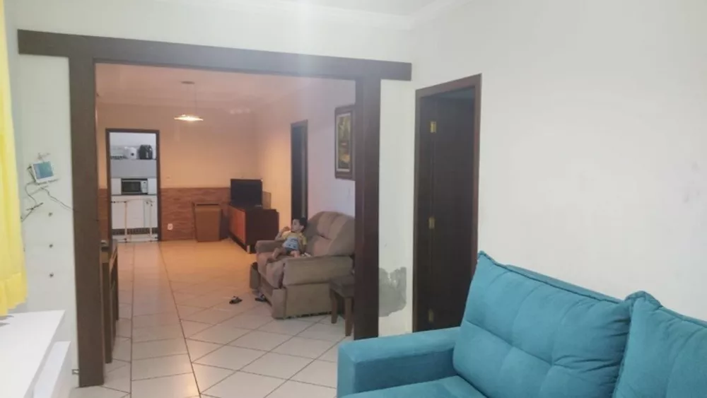 Casa à venda com 3 quartos, 150m² - Foto 3