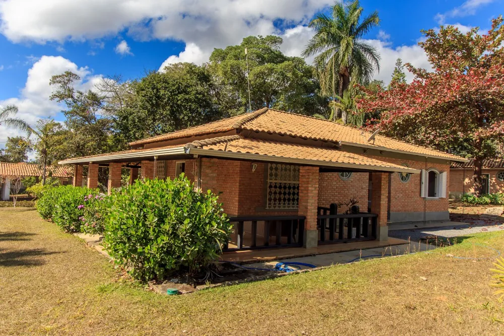 Sítio, 10 quartos, 1 hectares - Foto 3
