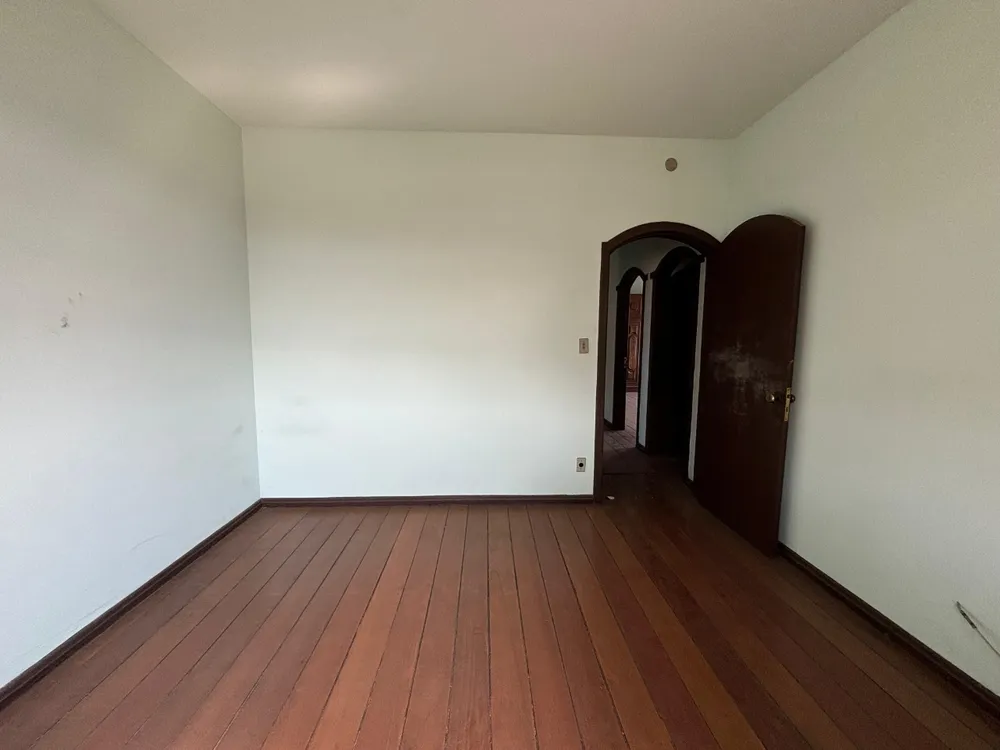 Casa, 6 quartos, 350 m² - Foto 20