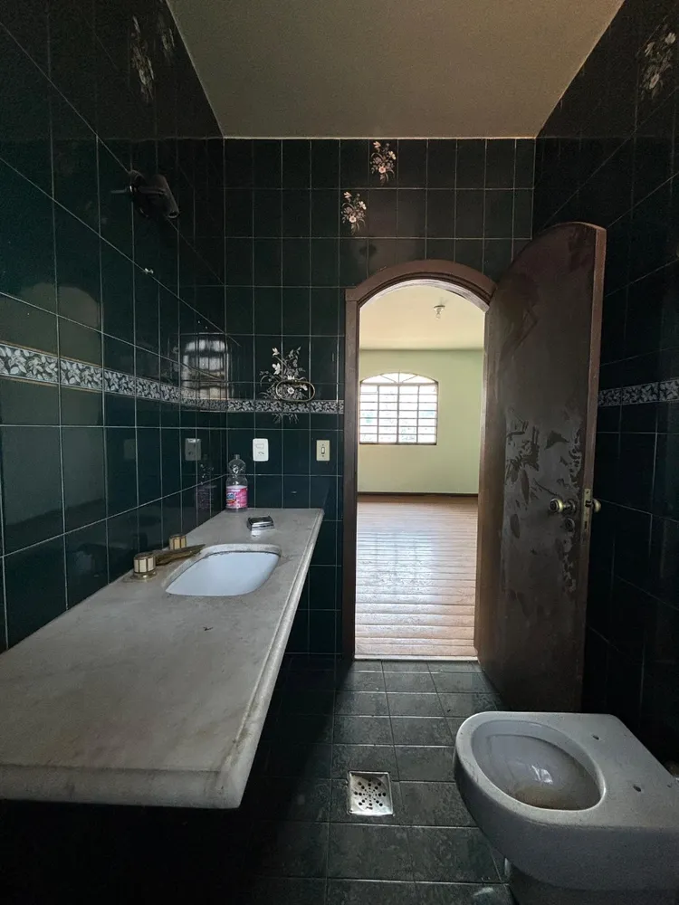 Casa, 6 quartos, 350 m² - Foto 10