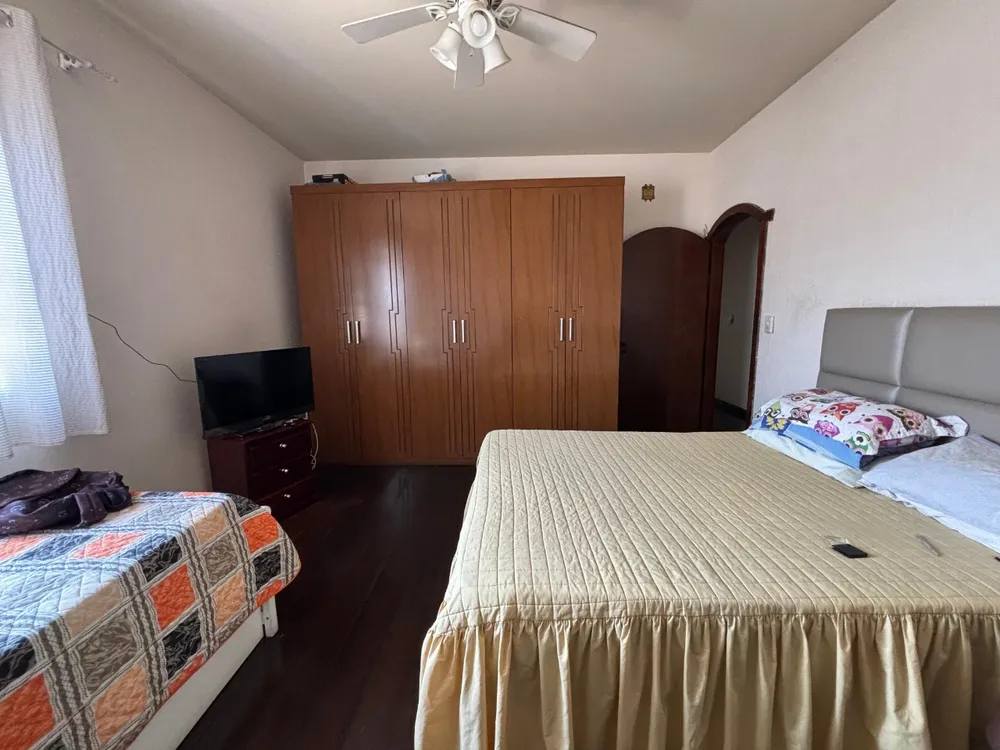 Casa, 6 quartos, 350 m² - Foto 1