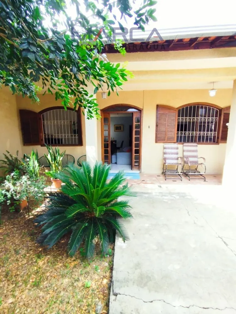 Casa, 3 quartos, 195 m² - Foto 1