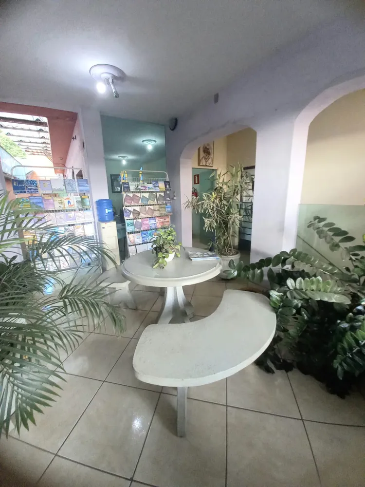 Casa, 6 quartos, 316 m² - Foto 1