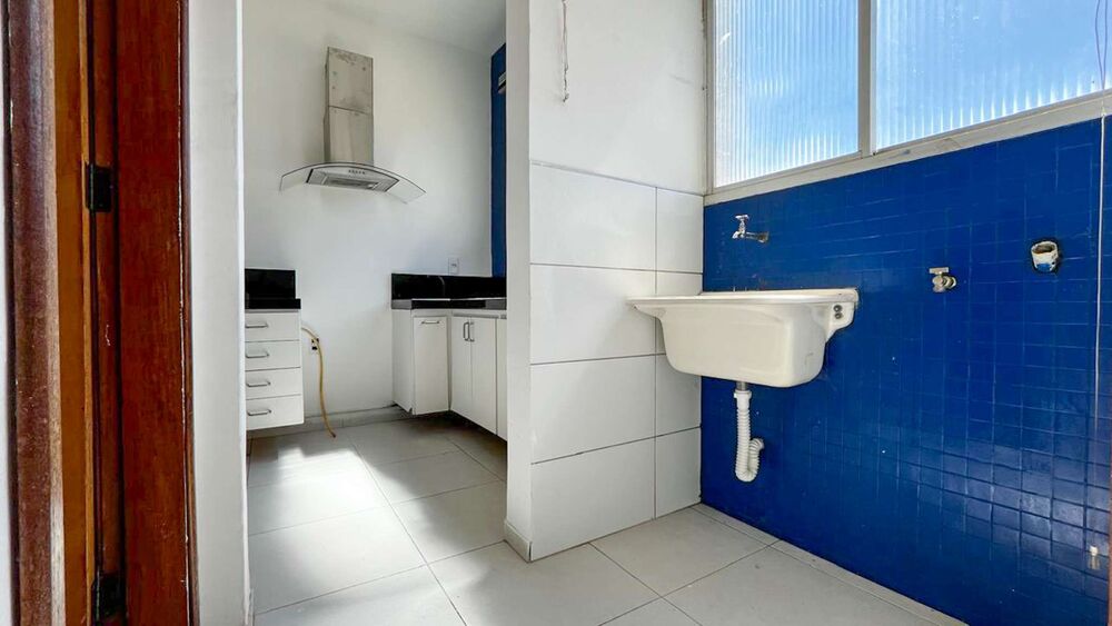 Apartamento à venda com 2 quartos, 86m² - Foto 3