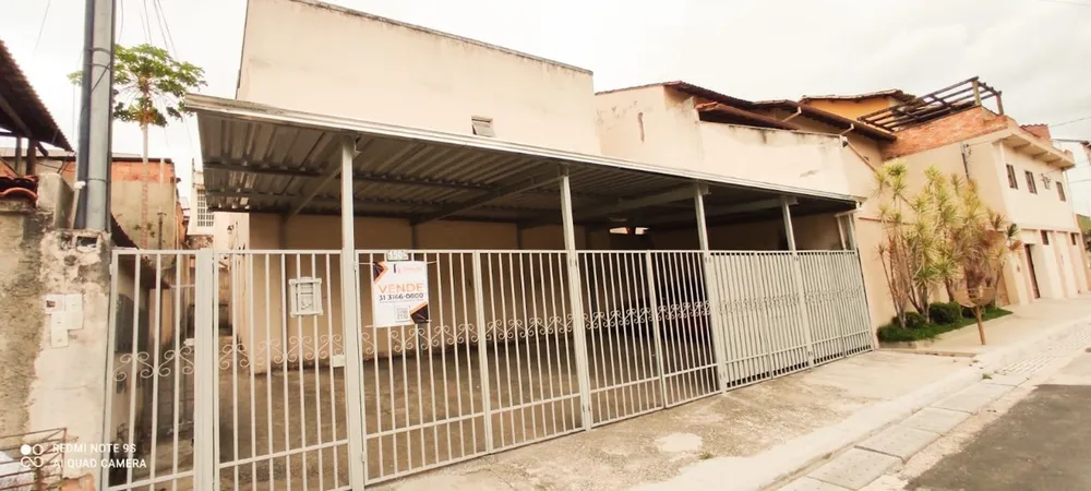 Casa, 9 quartos, 350 m² - Foto 1