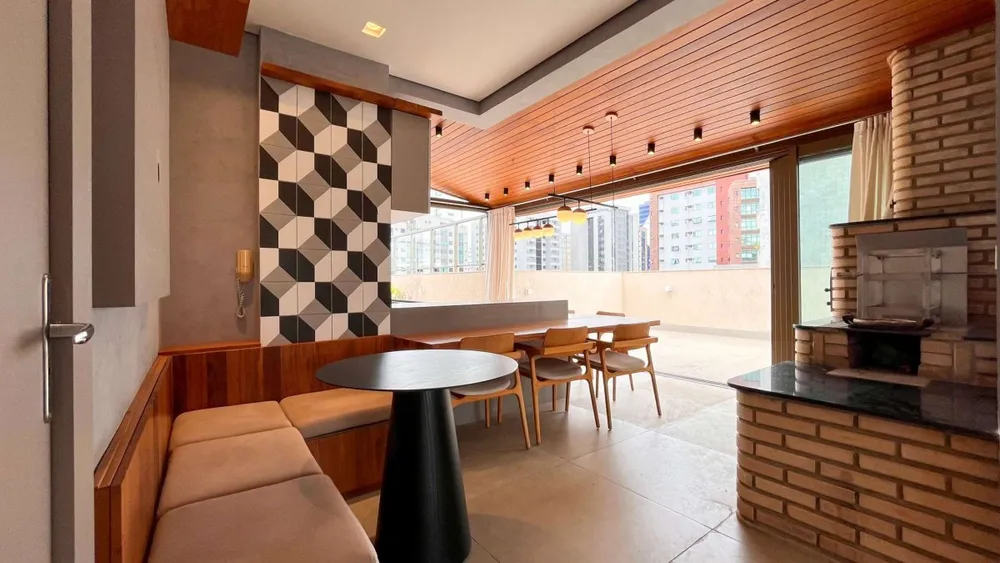 Cobertura, 3 quartos, 220 m² - Foto 4