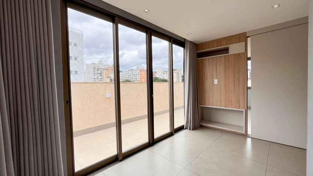 Cobertura, 3 quartos, 220 m² - Foto 2