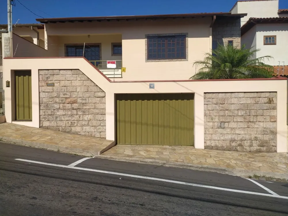Casa, 4 quartos, 245 m² - Foto 2