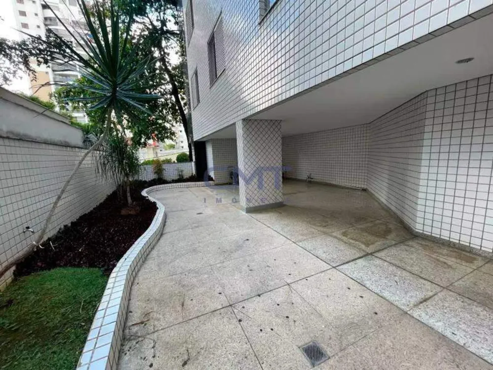 Cobertura, 3 quartos, 240 m² - Foto 2