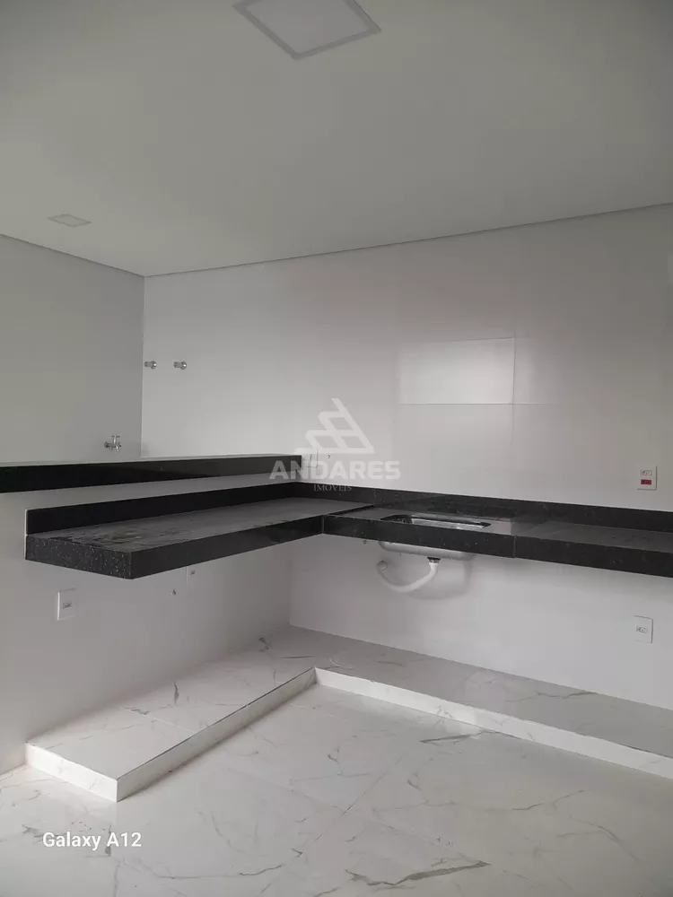 Apartamento à venda com 3 quartos, 96m² - Foto 7