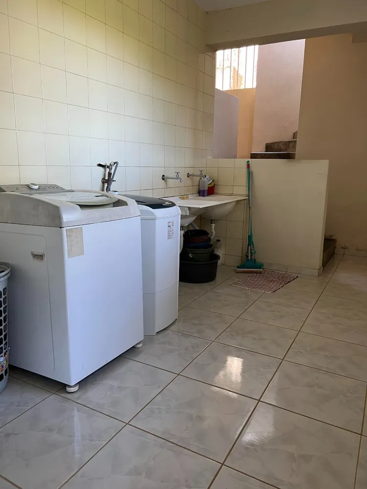 Casa, 6 quartos, 380 m² - Foto 11