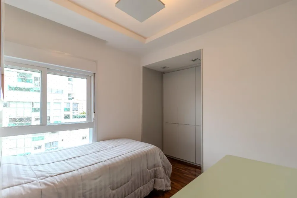Apartamento, 3 quartos, 219 m² - Foto 1