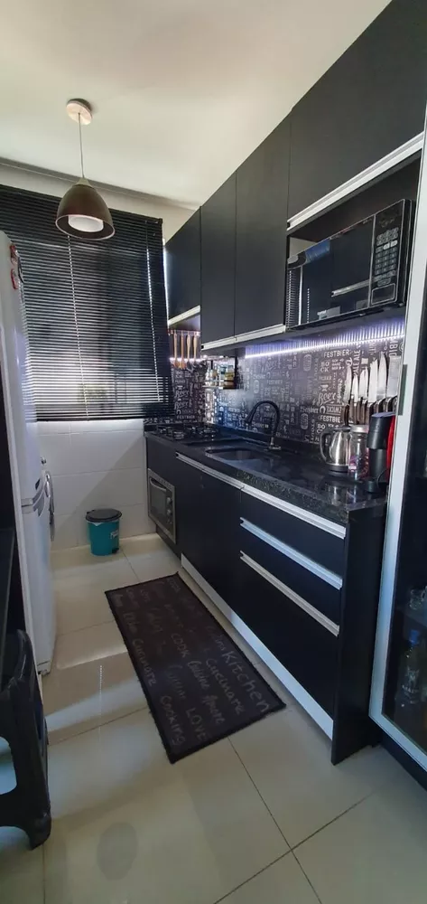 Apartamento à venda com 2 quartos, 60m² - Foto 3