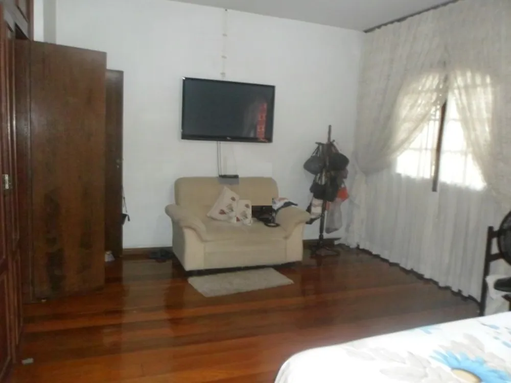 Casa, 4 quartos, 268 m² - Foto 3
