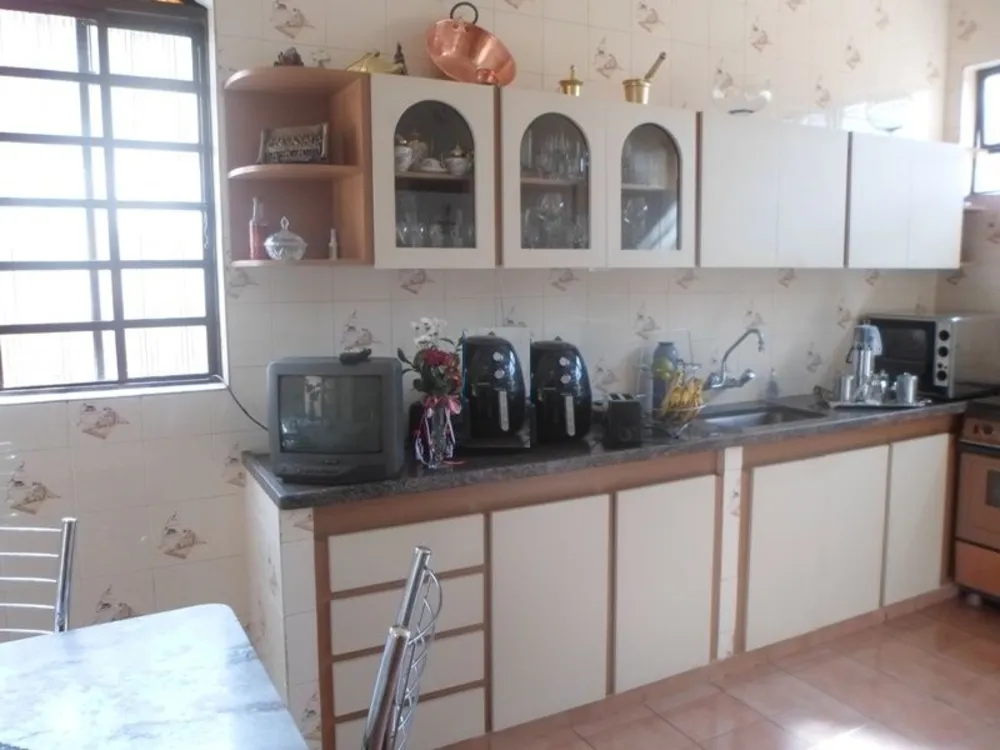 Casa, 4 quartos, 268 m² - Foto 10