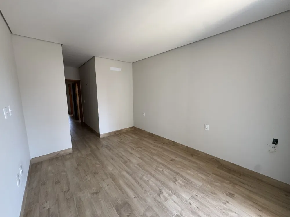 Casa, 4 quartos, 156 m² - Foto 4