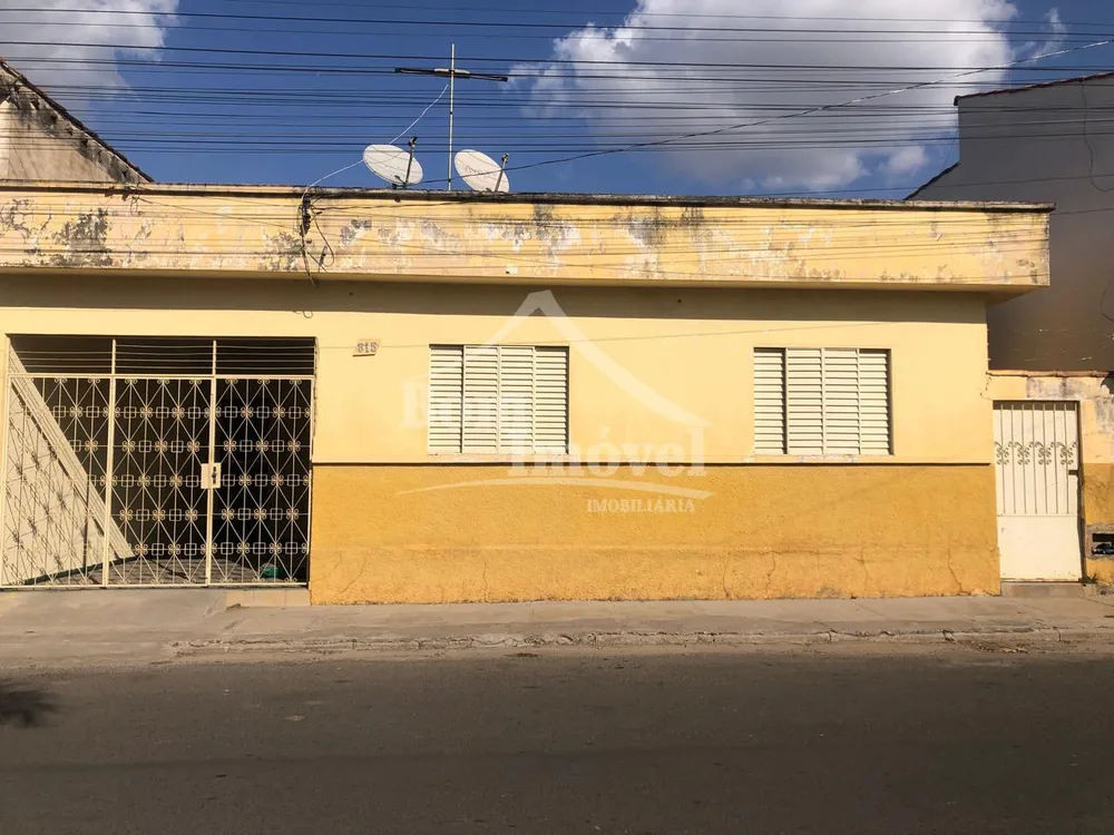 Casa, 2 quartos, 80 m² - Foto 1