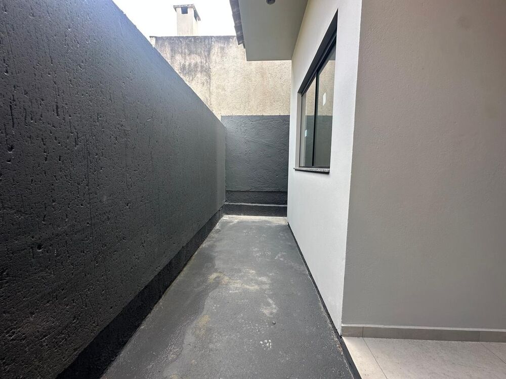 Casa à venda com 2 quartos, 50m² - Foto 8