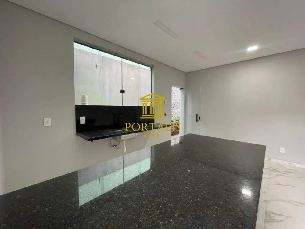 Casa, 3 quartos, 200 m² - Foto 3