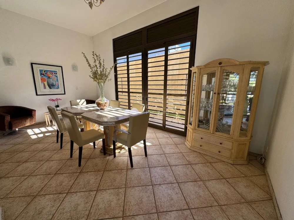 Casa, 3 quartos, 1190 m² - Foto 2